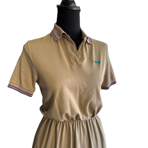 Vintage Sears Dragon decal dress. Tan size 10 - Picture 2 of 11